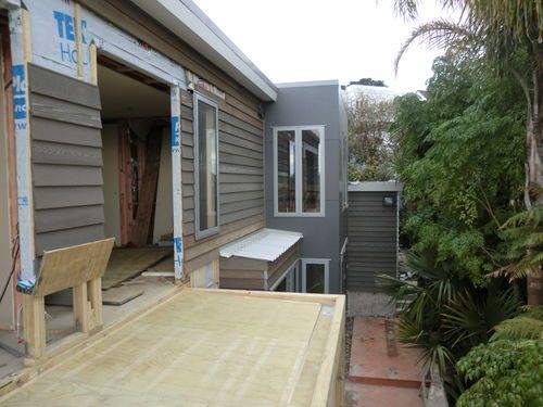 Ngaiwi st, Orakei. Master bedroom deck ready for Nuralite 3p waterproof system.