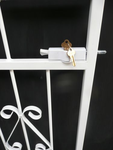 <p>
	Sliding Patio Bolt with two keys for Louise Security Door</p>
