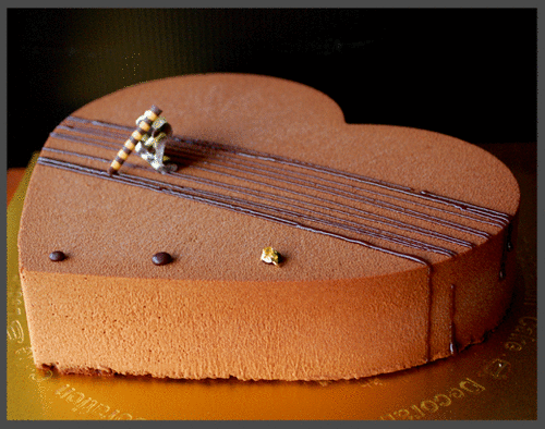 Heart Shaped Chocolate Mousse(with Sprayed Chocolate)