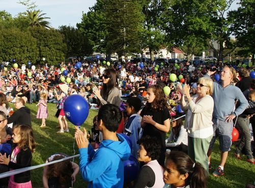 Locals flock to Mt Albert's Christmas in Rocket Park