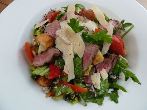 Camargue Salad with roast beef and red pepper