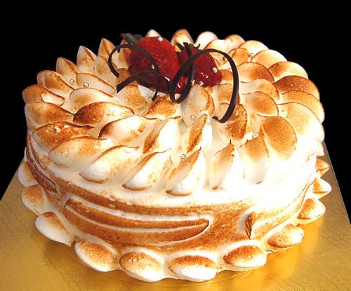 Meringue Gateau