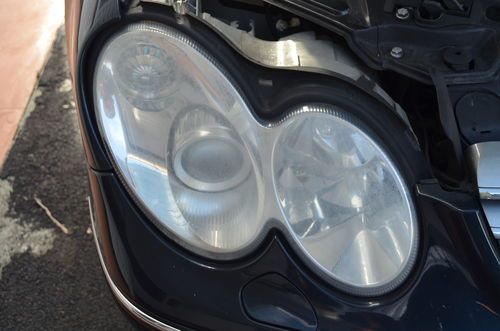 <p>
Mercedes Headlight Before Headlight Restoration by Crack Specialists Headlight Restoration.</p>